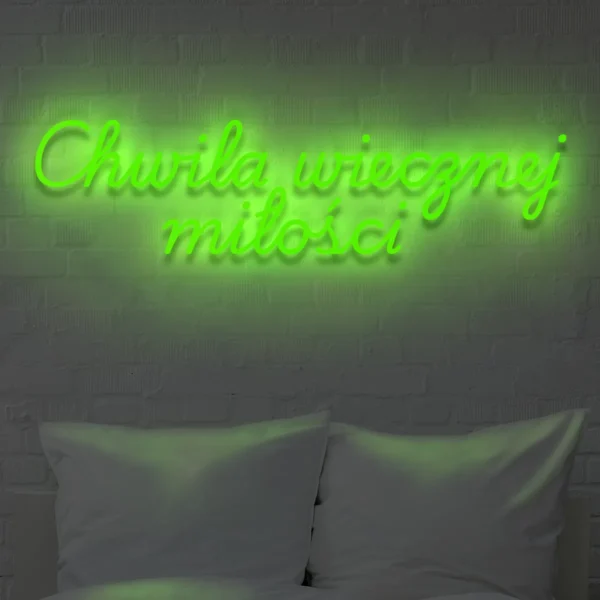 Zielony neon LED „Chwila wiecznej miłości” – napis świetlny do dekoracji ślubnej