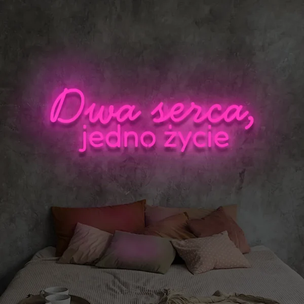 Różowy neon LED Dwa serca jedno życie – dekoracja ślubna