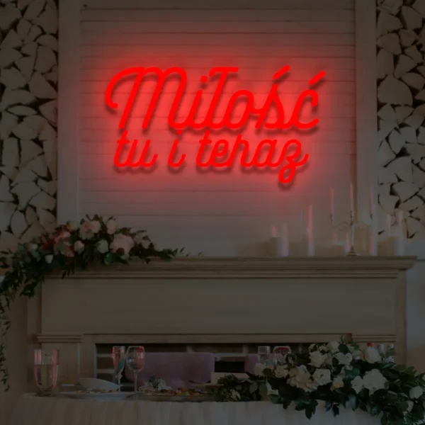 Czerwony neon LED napis Miłość tu i teraz romantyczna dekoracja