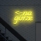 Żółty neon LED „na górze” informacja kierunkowa