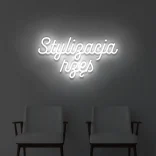 Biały neon LED z napisem Stylizacja rzęs na ścianie