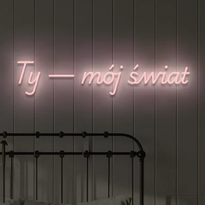 Jasnoróżowy neon LED napis Ty — mój świat delikatna dekoracja